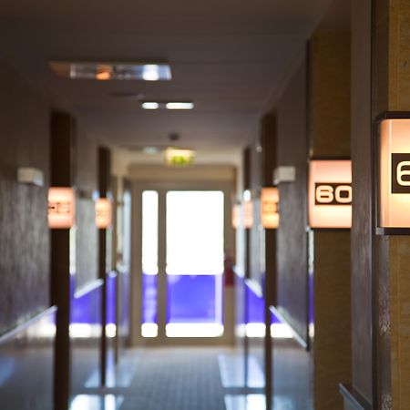 Breaking Business Hotel Mosciano SantʼAngelo Extérieur photo